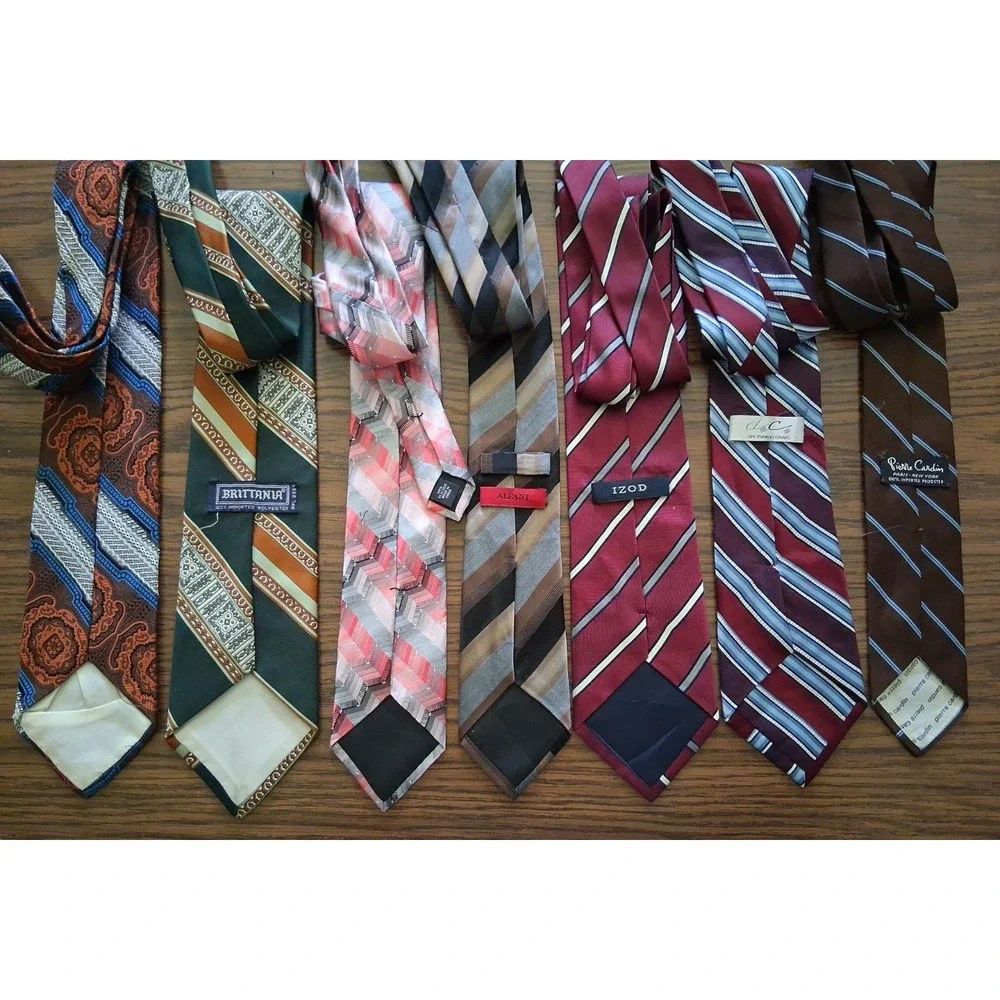 Lot of 24 Vintage 1950s 60s 70s 80s Neckties Rockabilly Cravats Assorted Ties